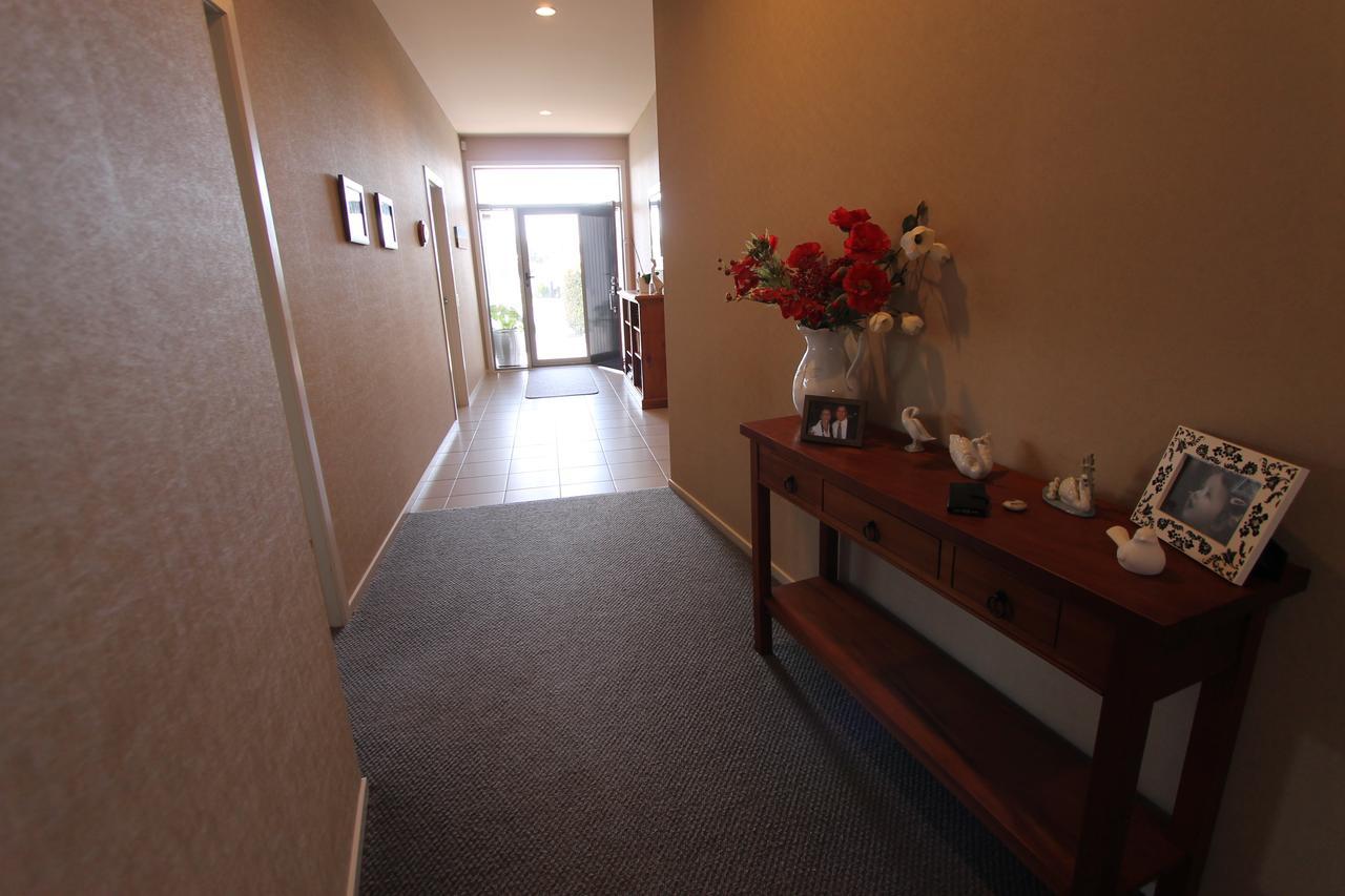 Jarden B & B Таупо Экстерьер фото